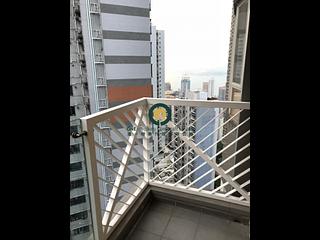 Mid Levels Central - The Icon 02