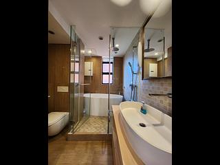 Happy Valley - The Broadville 03