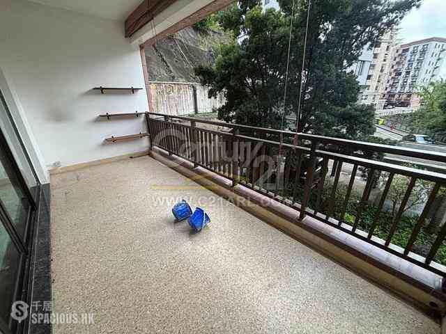 Repulse Bay - South Bay Villas Block D 01