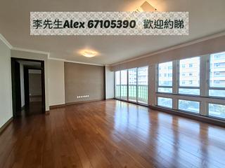 Beacon Hill - Comfort Court 02