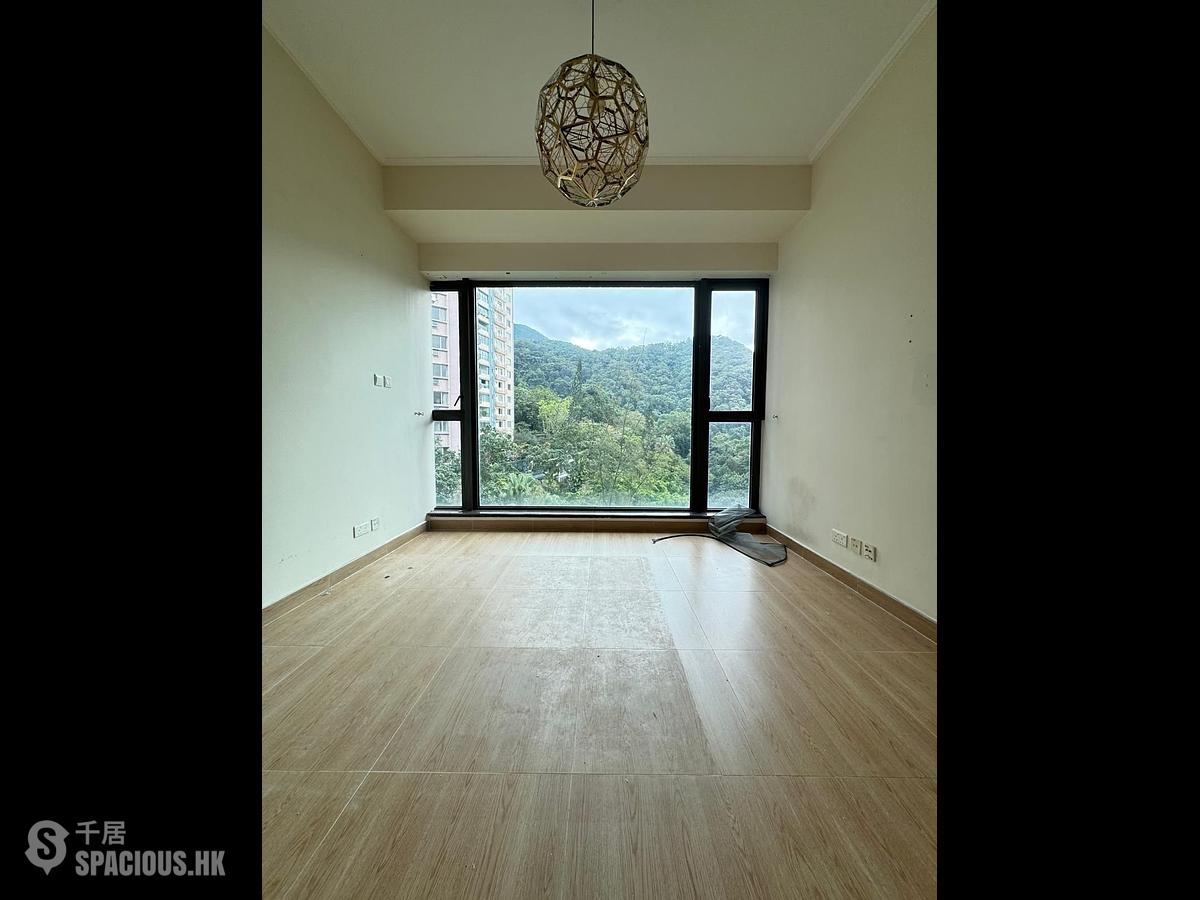 Mid Levels West - 1, Po Shan Road 01