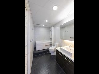Wan Chai - Convention Plaza Apartments 05
