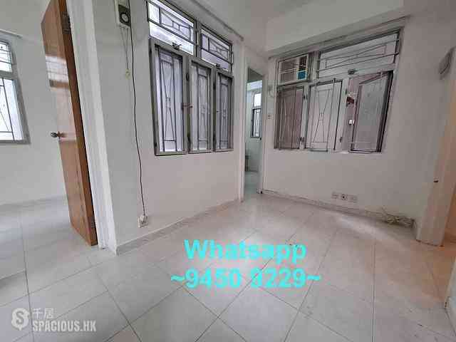 Sai Ying Pun - Tat Hing Building 01