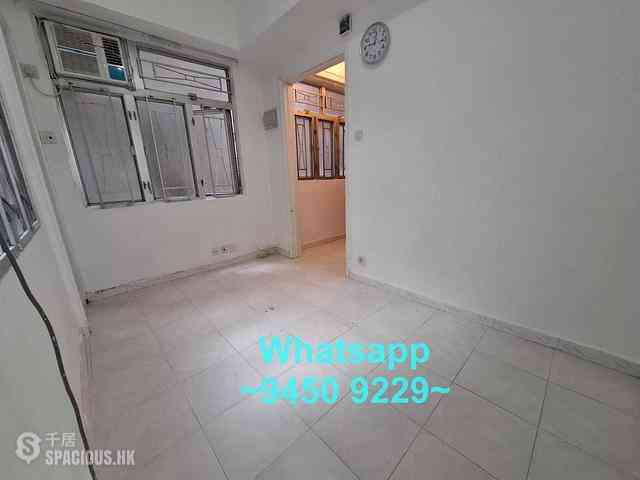 Sai Ying Pun - Tat Hing Building 02