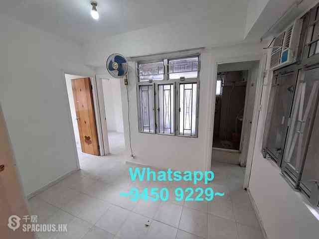 Sai Ying Pun - Tat Hing Building 05