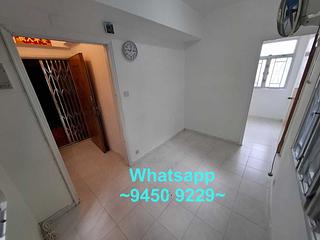 Sai Ying Pun - Tat Hing Building 06