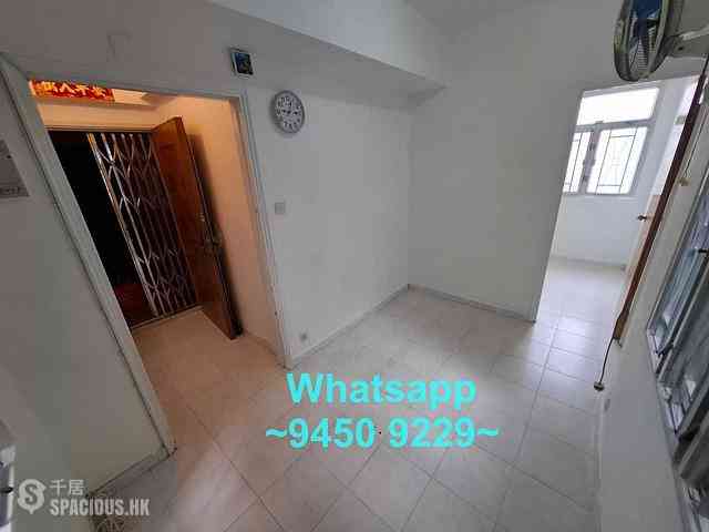 Sai Ying Pun - Tat Hing Building 06