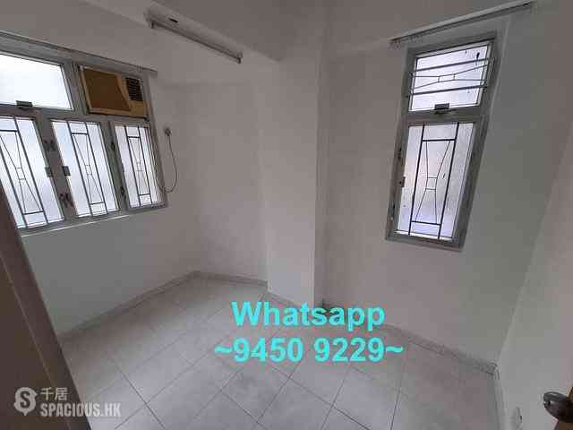 Sai Ying Pun - Tat Hing Building 07