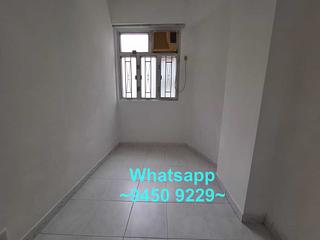 Sai Ying Pun - Tat Hing Building 08