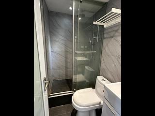 Sheung Wan - 76, Connaught Road West 08