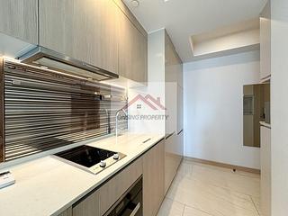 Sai Ying Pun - King's Hill 04