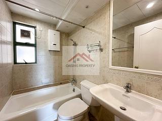 Mid Levels Central - Robinson Place 04