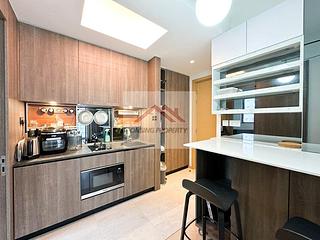 Shek Tong Tsui - Novum West 04