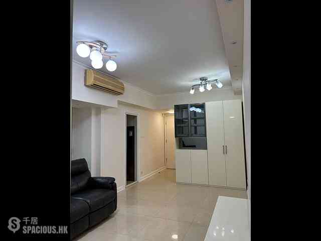 Cheung Sha Wan - Banyan Garden Phase 2 Block 7 01