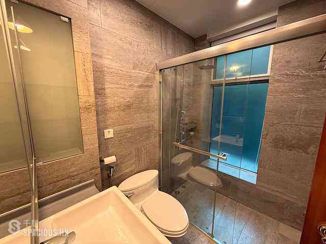 Mid Levels Central - Regence Royale Tower 1 05