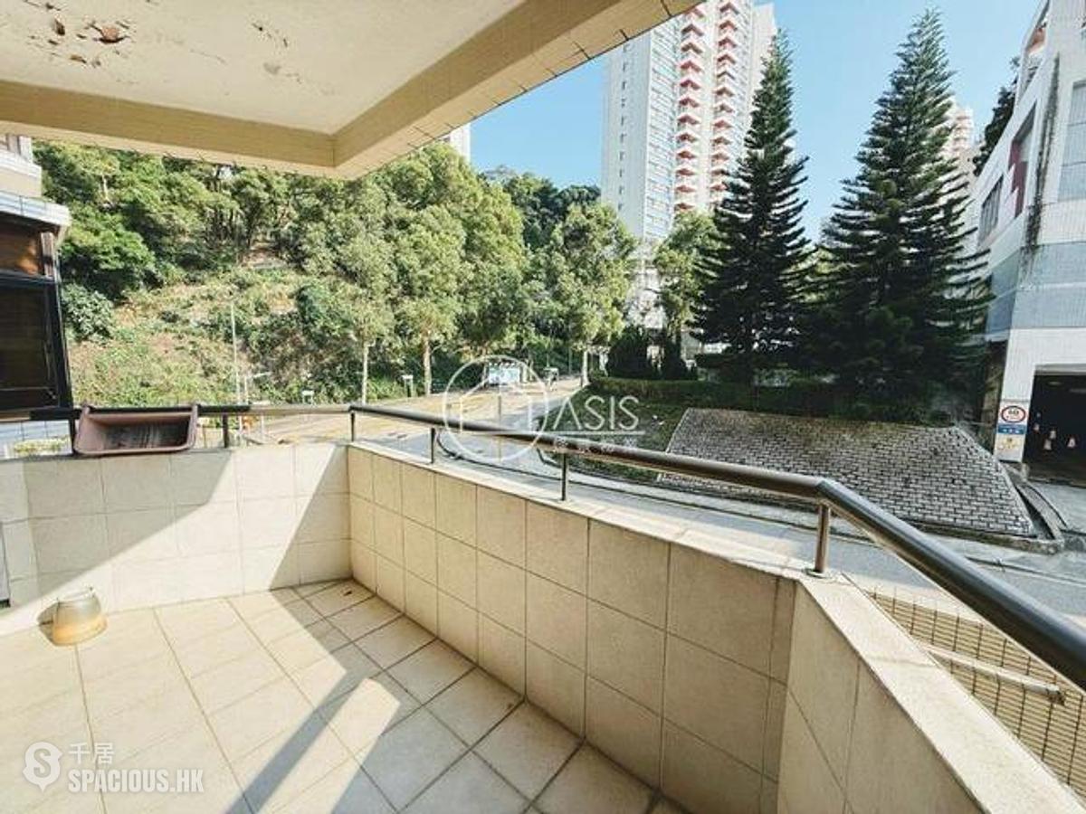 Tai Hang - Elm Tree Towers 01