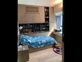 Mid Levels Central - The Grand Panorama Block 2 05