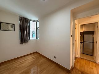 Sheung Wan - Queen's Terrace Block 2 04