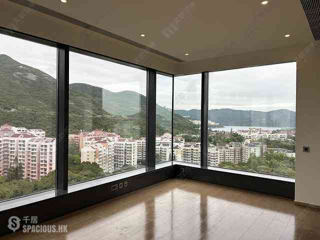 Chung Hom Kok - City Icon Block 1 01