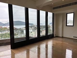 Chung Hom Kok - City Icon Block 1 04