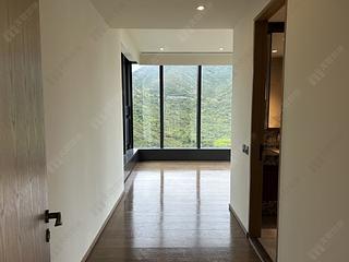 Chung Hom Kok - City Icon Block 1 06