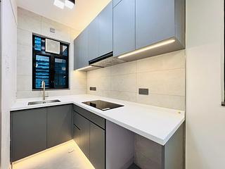 Causeway Bay - Sung Lan Mansion 10