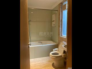 Chung Hom Kok - Pinewaver Villas 10