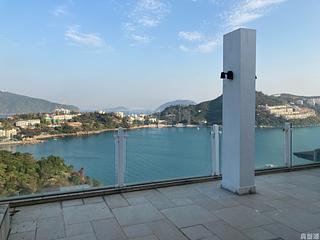 Chung Hom Kok - Pinewaver Villas 12