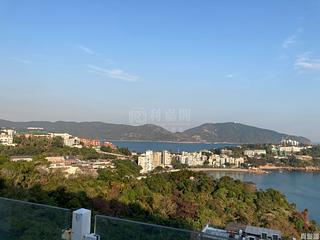 Chung Hom Kok - Pinewaver Villas 13