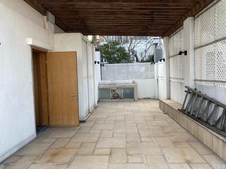 Chung Hom Kok - Pinewaver Villas 14