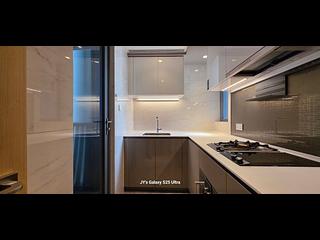 Wong Chuk Hang - The Southside Phase 2 La Marina Tower 2B 08