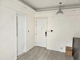 Sai Ying Pun - Island Crest Block 1 02