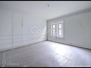 The Peak - Strawberry Hill 07