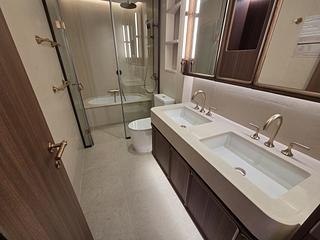 Wong Chuk Hang - The Southside Phase 5A Deep Water Pavilia 10