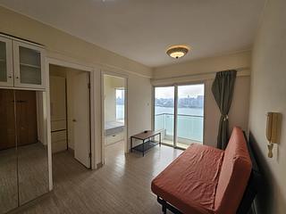 North Point - The Harbourside 02