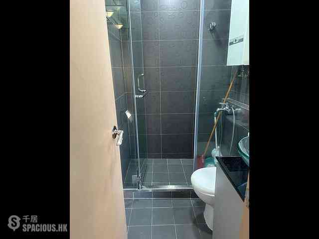 North Point - Hung Yat Building 08