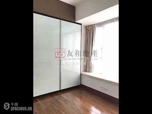 Kowloon Tong - The Ultimate 03