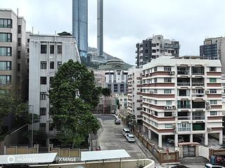 Happy Valley - Vivian's Court 03