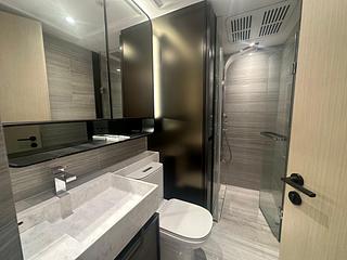 Mid Levels Central - Townplace Soho 04