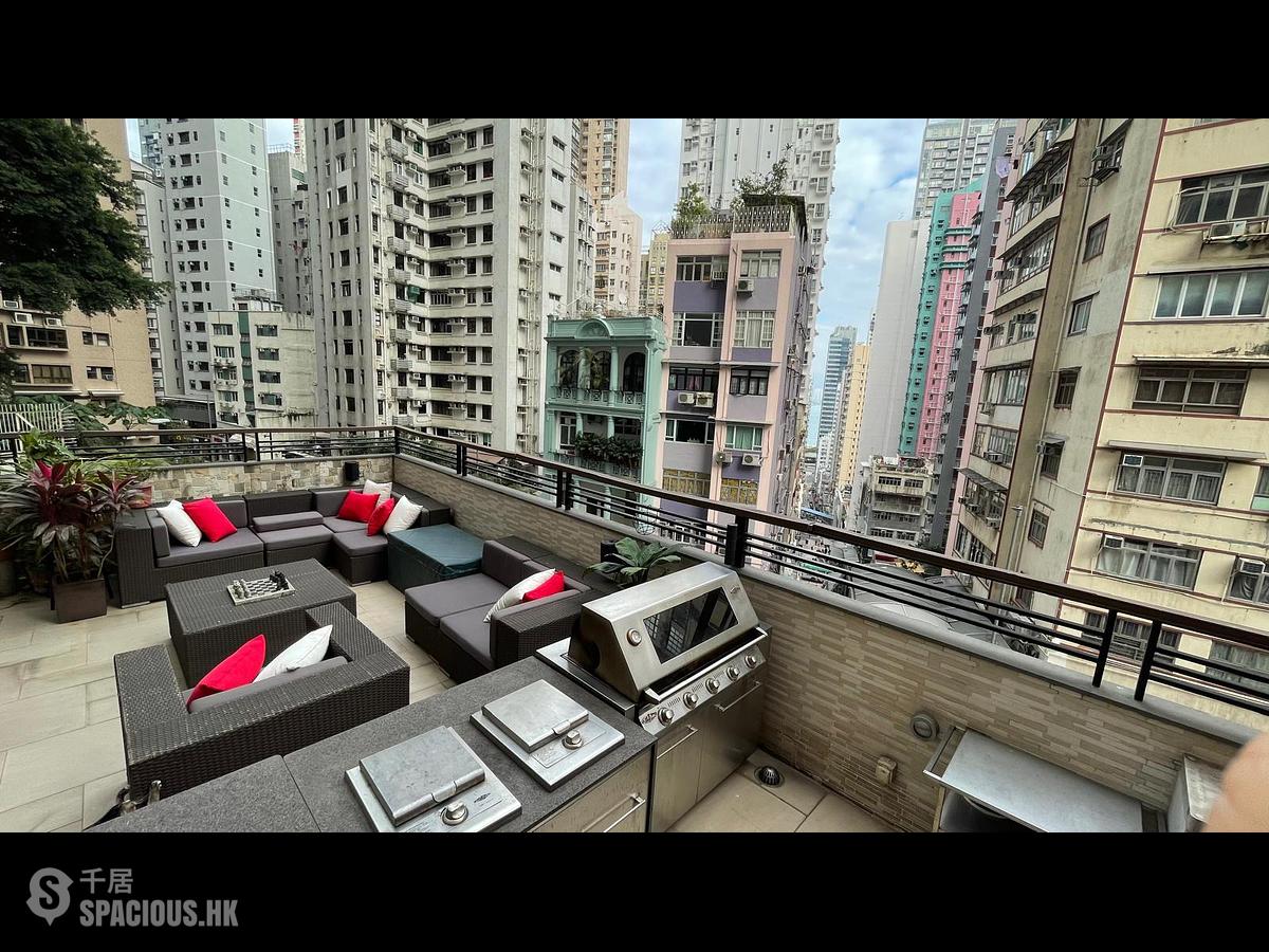 Sai Ying Pun - Golden Phoenix Court 01