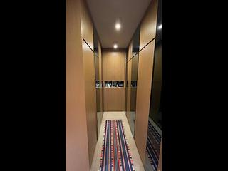 Sai Ying Pun - Golden Phoenix Court 07