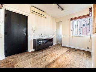 Sai Ying Pun - Comfort Court 03