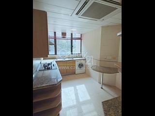 Mid Levels Central - Fairlane Tower 03
