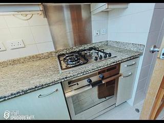 Mid Levels Central - Fairlane Tower 11