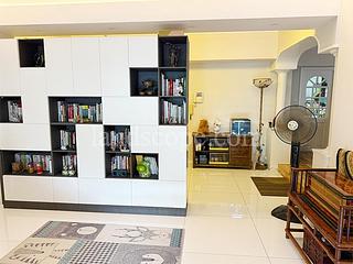 Tai Hang - Wah Fung Mansion 02