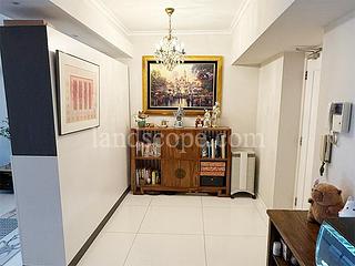 Tai Hang - Wah Fung Mansion 04