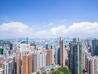 Braemar Hill - Sky Scraper 02