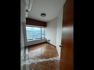 West Kowloon - Sorrento Phase 1 Block 5 06