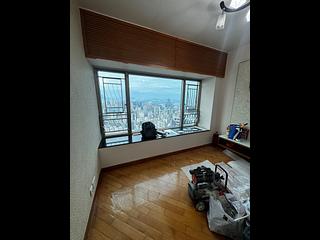 West Kowloon - Sorrento Phase 1 Block 5 08