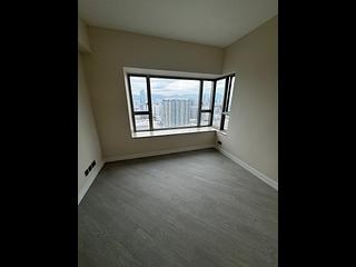 West Kowloon - Sorrento Phase 1 Block 5 05